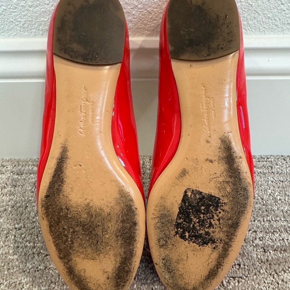 Salvatore Ferragamo Varina Ballet Flat - Picture 11 of 15